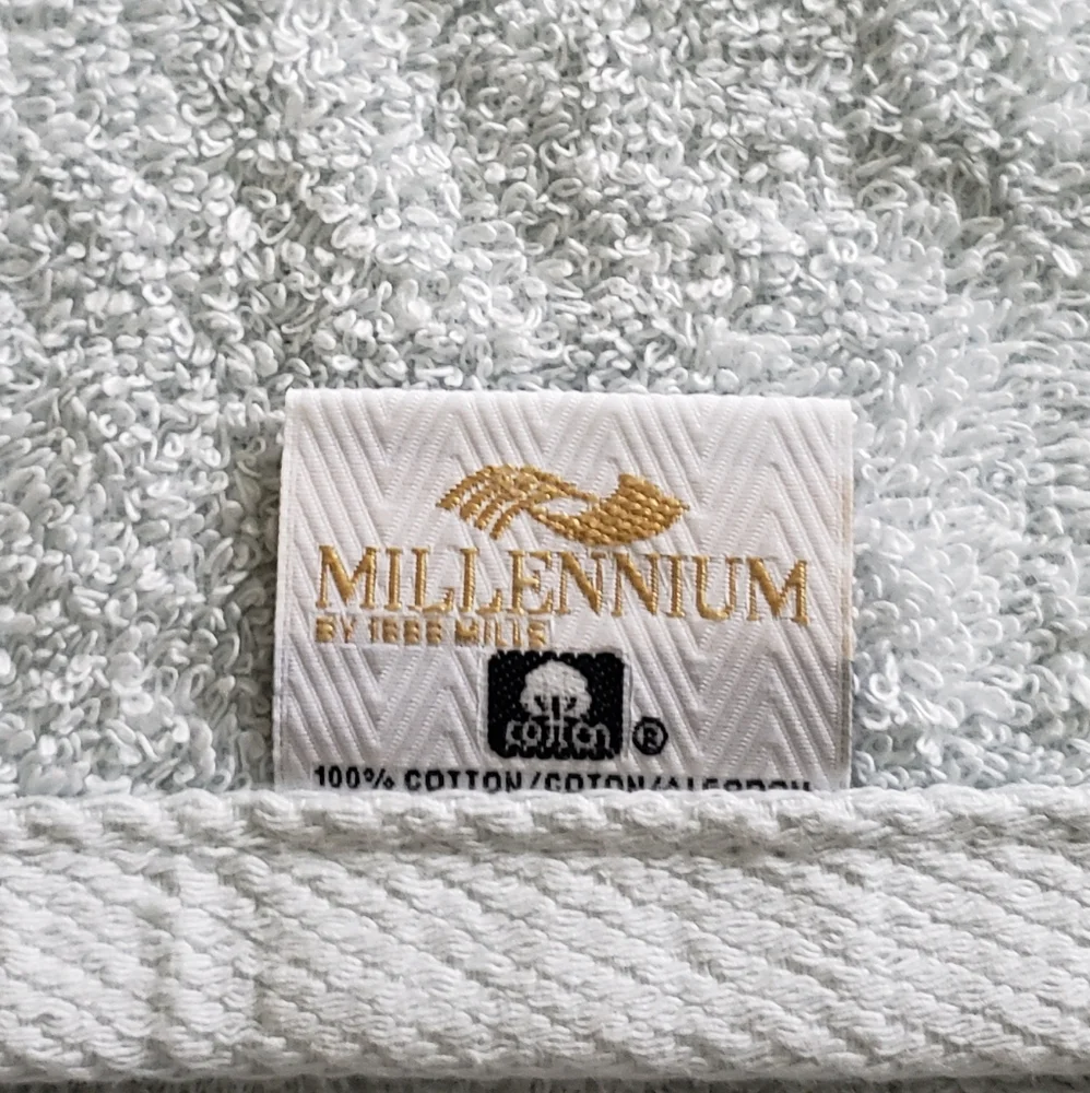 100% Cotton hand towel, 27